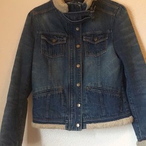 Jean jacket with faux fleece